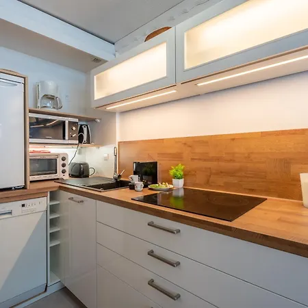 In-out - Heart Of Superb Apartment, Wifi 524 Apartment *