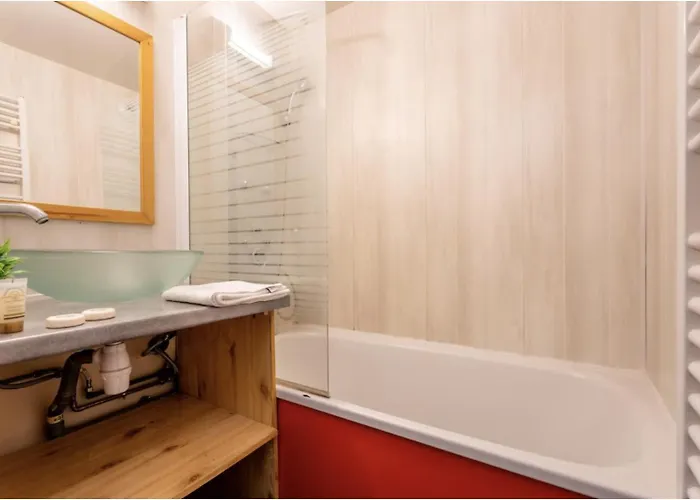 In-out - Heart Of Superb Apartment, Wifi - Les Duplex Des Lauzieres